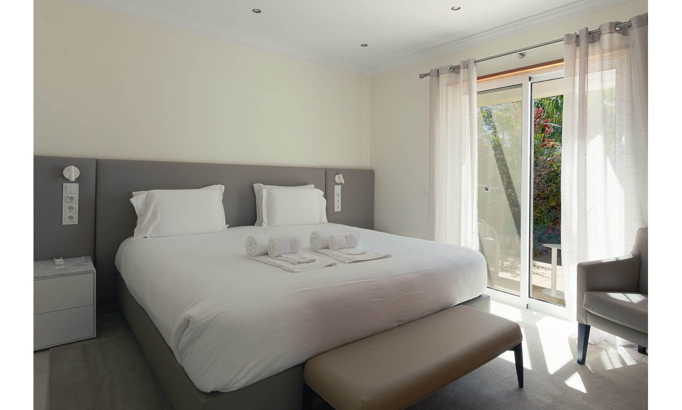Ground floor: Bedroom 2